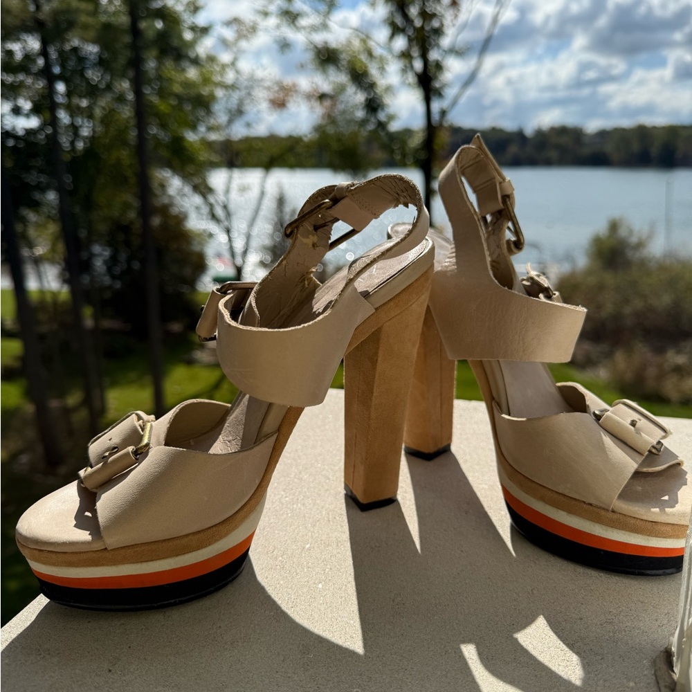 Aldo Beige and Orange Platform Sandals 5.5” Suede Heel